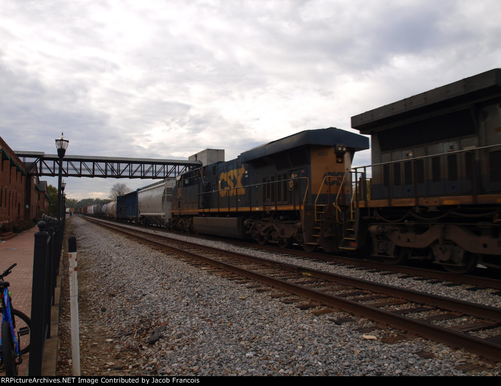 CSX 892